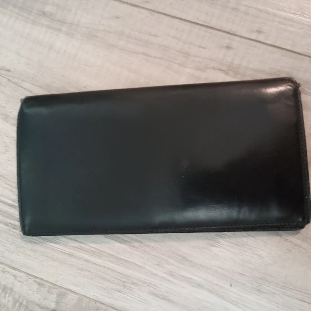 CARTIER 2C Logo Bifold Wallet Purse Leather Black Silver Made in France